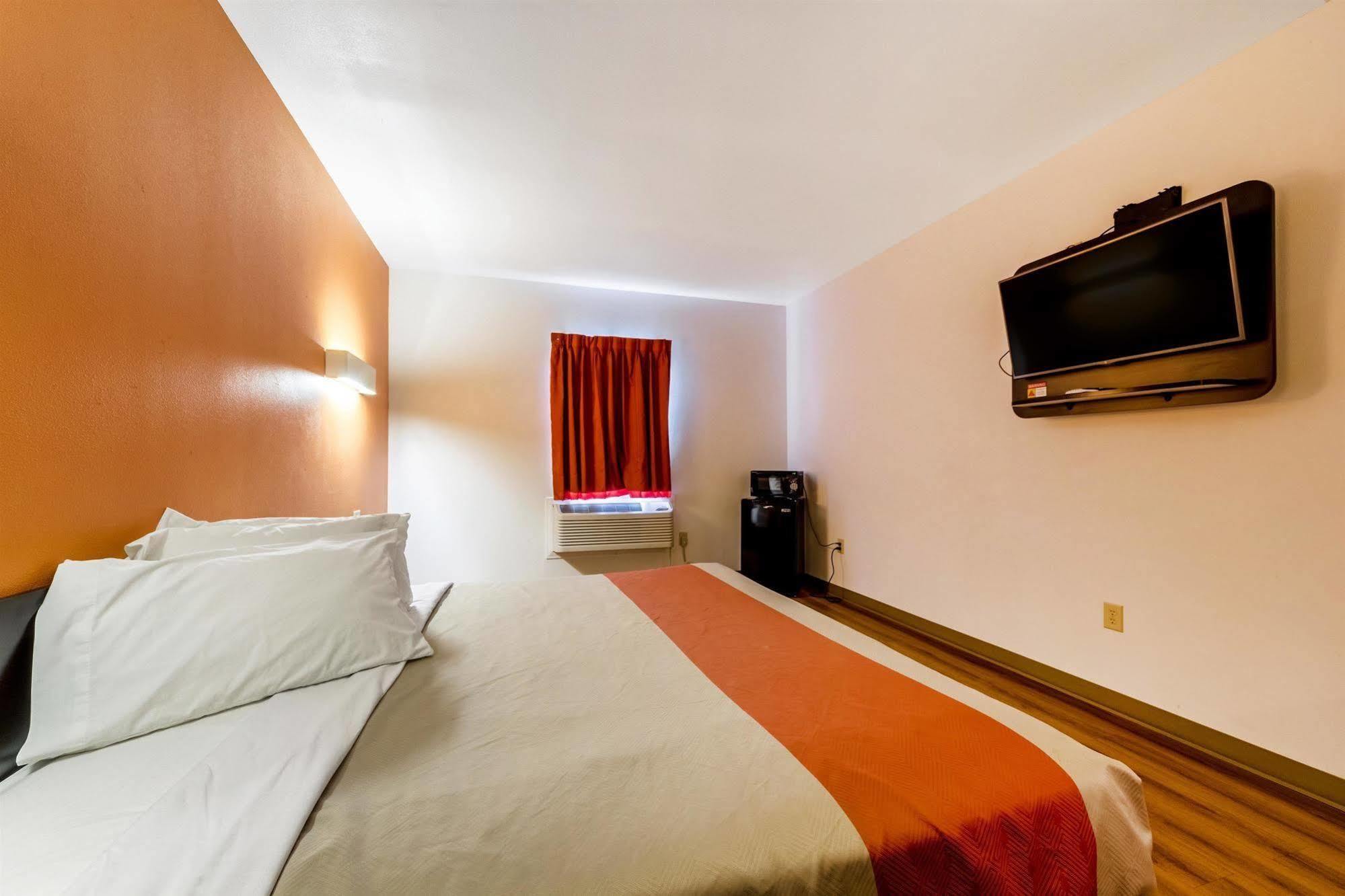 Motel 6-Jourdanton, Tx Dış mekan fotoğraf