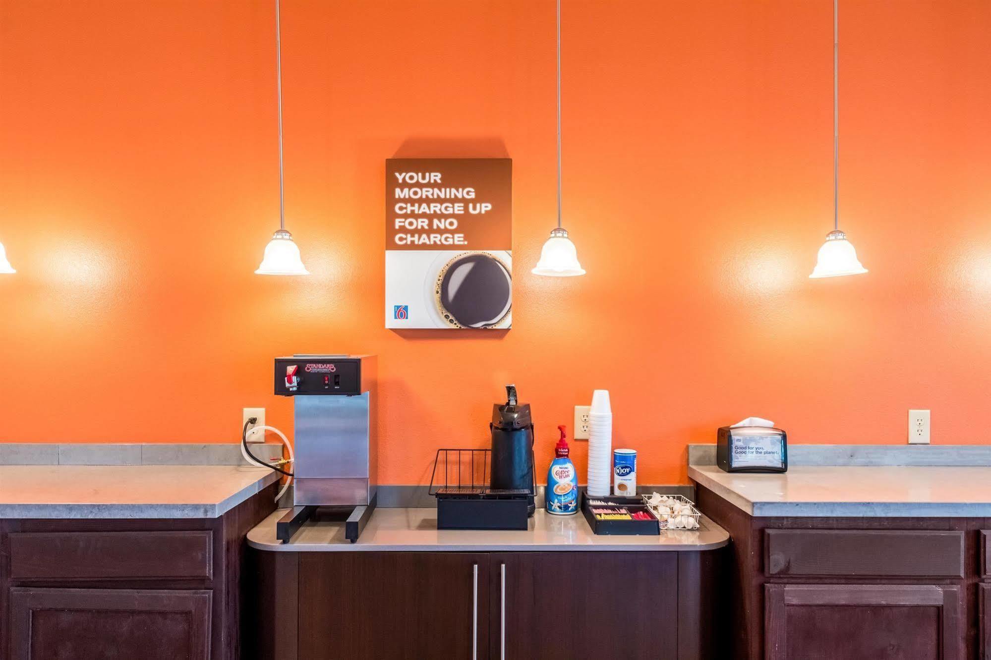Motel 6-Jourdanton, Tx Dış mekan fotoğraf
